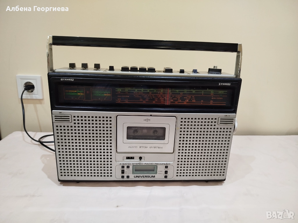 Радио касетофон UNIVERSUM, снимка 1