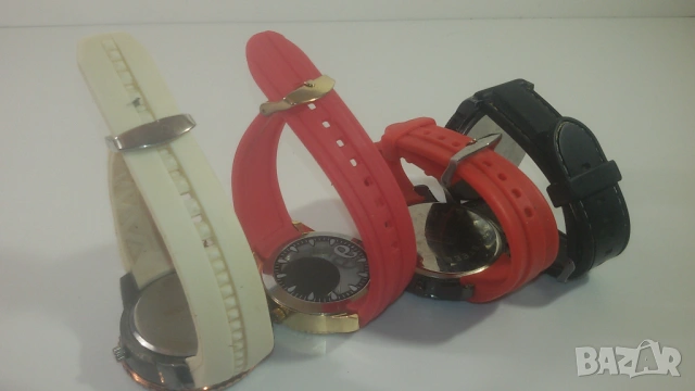 Лот 4 големи часовника с гумени каишки, снимка 11 - Мъжки - 53008503