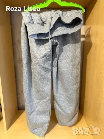 Ново спортно долнище на Nike, снимка 2 - Спортни екипи - 56270736