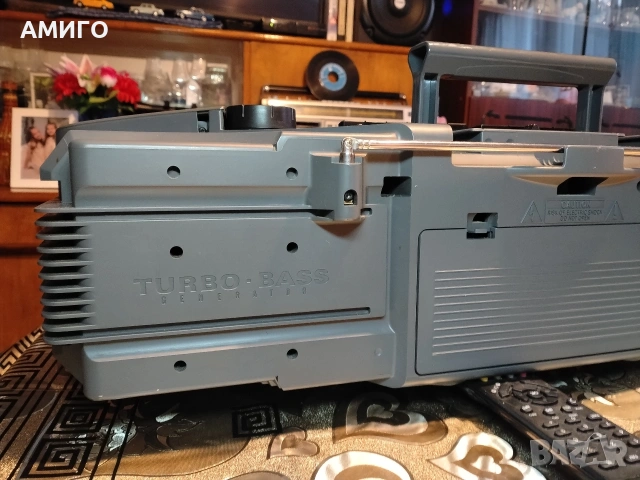 Продавам радио касетофон Philips aw 7112/00, снимка 9 - Радиокасетофони, транзистори - 53295838