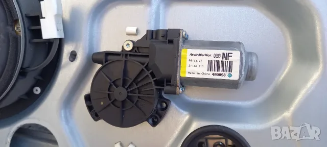 Преден десен стъклоповдигач Hyundai Sonata V (NF), снимка 2 - Части - 55966306