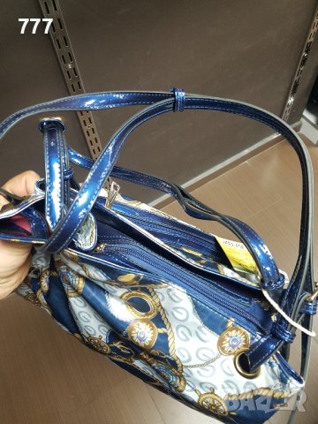 Дамска чанта, снимка 4 - Чанти - 44206480