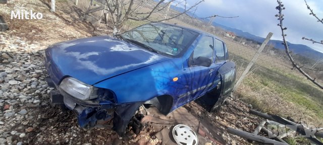 Fiat Punto 1.1Mi - На Части, снимка 2 - Автомобили и джипове - 40060298