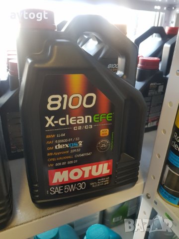 Двигателно мосло MOTUL 5w30 5л