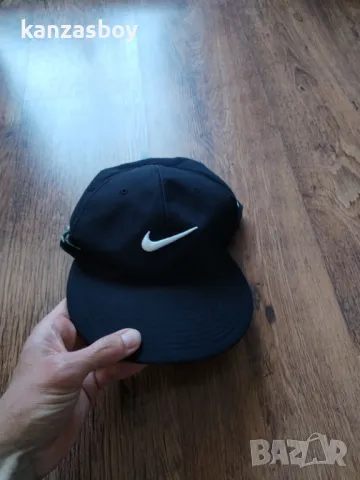 Nike golf - страхотна шапка, снимка 3 - Шапки - 50123628