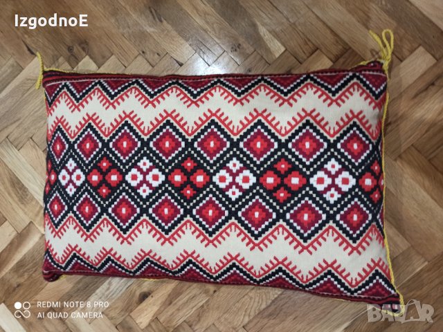 Нова ръчно изработени възглавница с подарък пълнеж, снимка 4 - Декорация за дома - 35128455