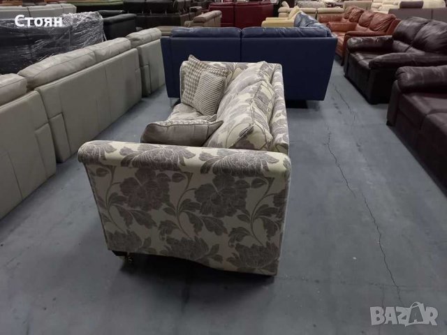 Кремав диван от плат на цветя тройка, снимка 2 - Дивани и мека мебел - 39331186