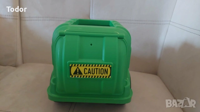 Голям зелен боклукчийски камион, снимка 3 - Коли, камиони, мотори, писти - 53937605