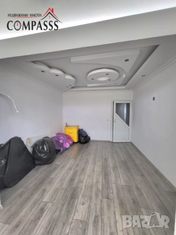 кв. Строител, гр. Добрич, 4-ен апартамент - 140000евро!, снимка 8 - Апартаменти - 53960558