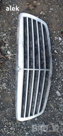 W221 2006-2009 предна решетка, снимка 2 - Части - 39391467