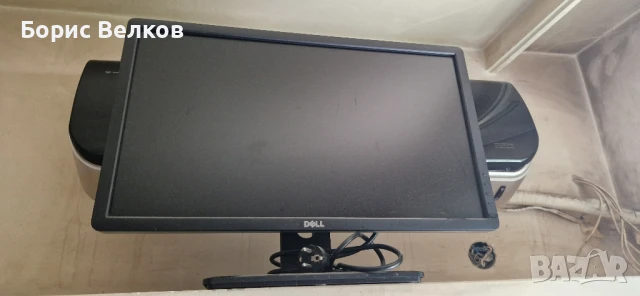 Монитор - Dell U2312HM - 60hz , снимка 1