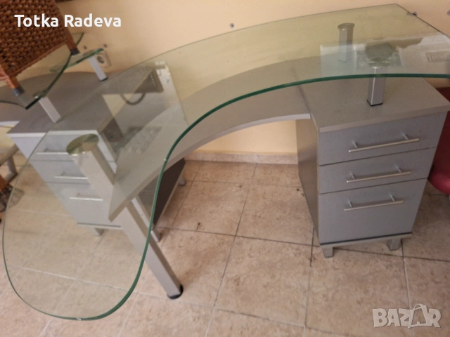 ⚡ Продавам фризьорско оборудване – по избор, снимка 7 - Бюра - 53097253