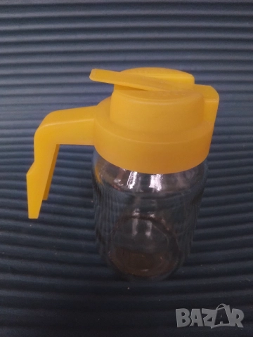 Буркан с дръжка и дозатор за мед или др., снимка 2 - Други - 51961254
