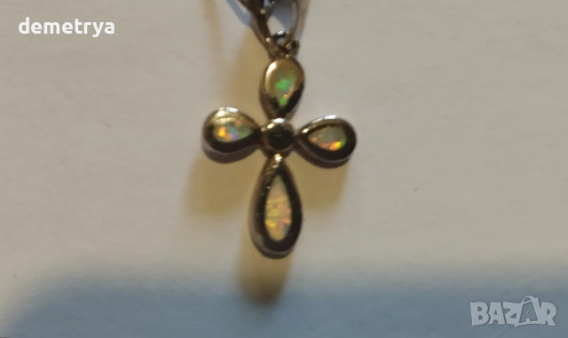 Сребърни пръстени и медальон кръстче със седеф, снимка 5 - Пръстени - 53286014