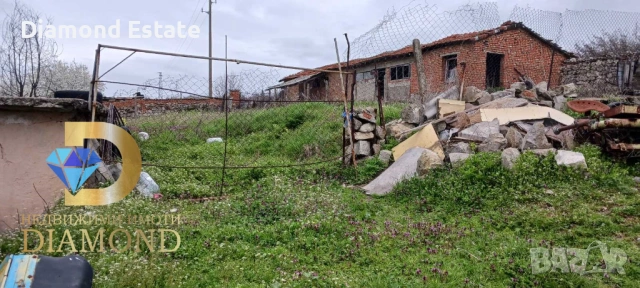 Двуетажна къща в село Динево, обл. Хасково, снимка 15 - Къщи - 54037913