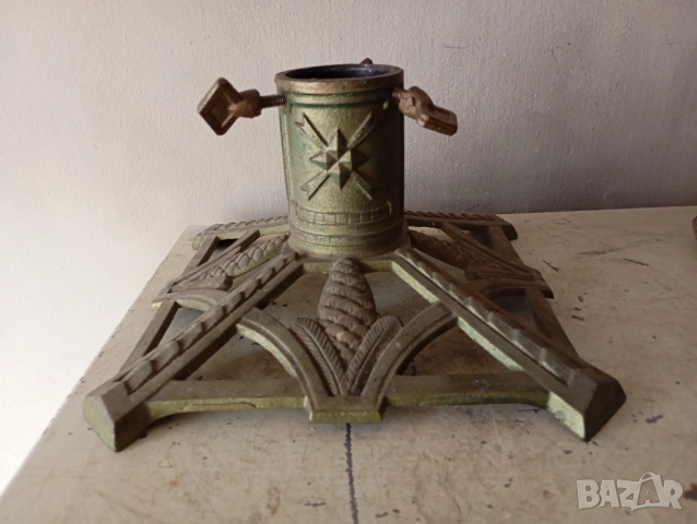 Поставка за елха арт нуво