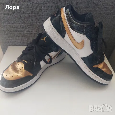 Дамски сникърси NIKE 