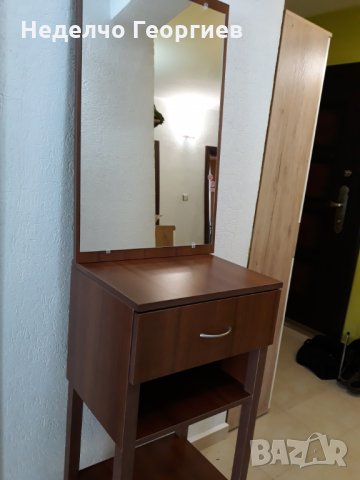 Продавам шкаф за антре с огледало,правен по поръчка. в Шкафове в гр. Добрич  - ID30475494 — Bazar.bg