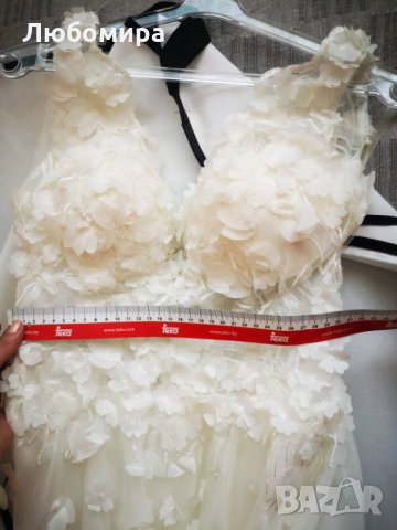 Сватбена рокля + воал, снимка 4 - Сватбени рокли - 34256635