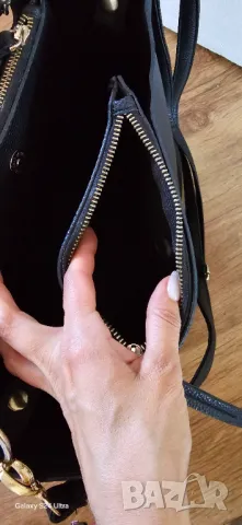 Guess чанта, черна, снимка 4 - Чанти - 50040909