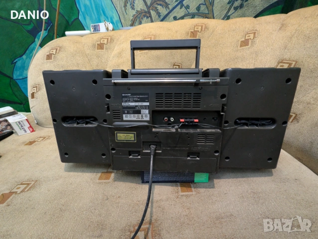 SHARP D555GY , снимка 5 - Радиокасетофони, транзистори - 53929212