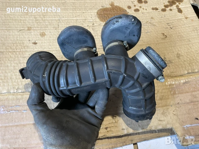 Маркуч Въздуховод 13881-64R00 SUZUKI SX4 S-Cross JY 2018 1.0 Турбо, снимка 2 - Части - 50765247