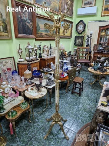 Уникална антикварна белгийска подова закачалка от бронз и оникс 