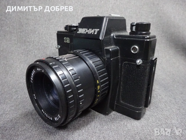 СТАР РЕТРО СОЦ СССР РЕТРО SLR ФОТОАПАРАТ ZENIT-19 + ОБЕКТИВ HELIOS 44-3 M42, снимка 3 - Фотоапарати - 53947459