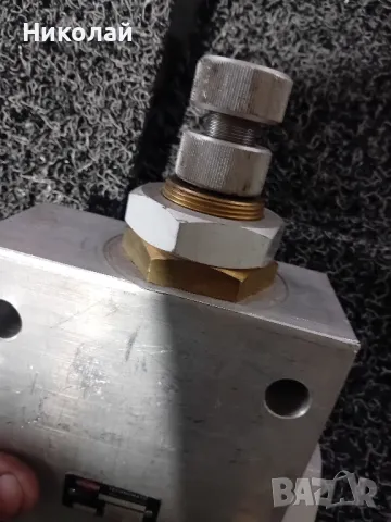 Контролен клапан, снимка 6 - Резервни части за машини - 49861265