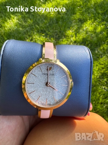 Часовник на Swarovski, модел Swarovski Crystalline Delight, снимка 3 - Дамски - 51728814