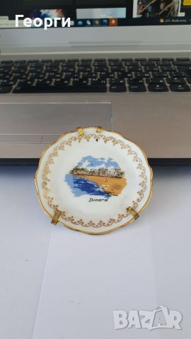 Антикварна френска порцеланова чинийка 
