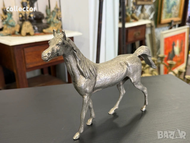 Бронзова фигура на арабски кон. №8058, снимка 3 - Антикварни и старинни предмети - 54050856