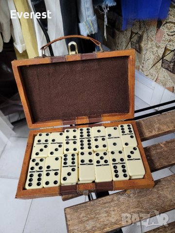 Стара игра ДОМИНО бакелит в кожено куфарче от 70- е години е, снимка 15 - Домино - 37990721