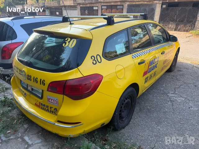 Opel Astra j sports tourer A16xer. На части., снимка 3 - Автомобили и джипове - 56038578
