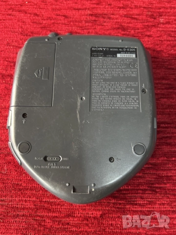 преносим CD плейър Sony Discman D-E305, снимка 3 - MP3 и MP4 плеъри - 56357338