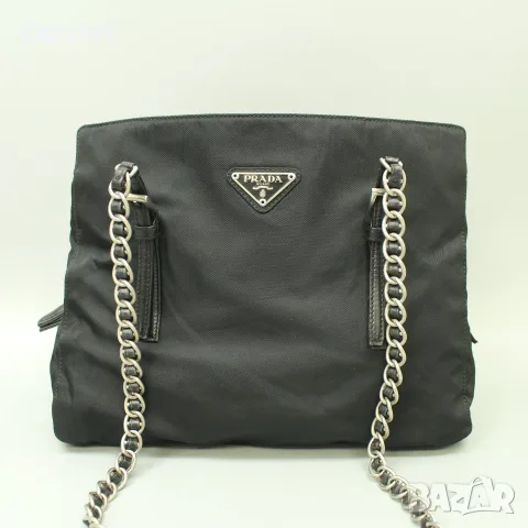 Чанта Prada Vela Nero Re-Nylon оригинал, снимка 2 - Чанти - 55921660