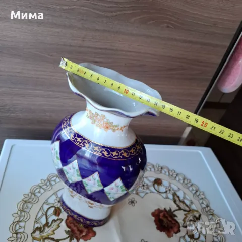 Различни модели порцеланови вази, снимка 10 - Вази - 50077002