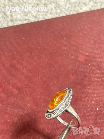 Дамски сребърен пръстен с кехлибар, снимка 3 - Пръстени - 52886773