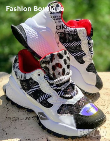 Ново УНИКАЛЕН ДАМСКИ МОДЕЛ СПОРТНИ ОБУВКИ 