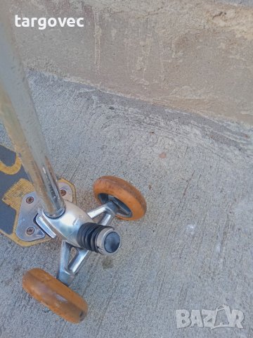 Масивна Маркова тротинетка, снимка 4 - Скейтборд, ховърборд, уейвборд - 37428022