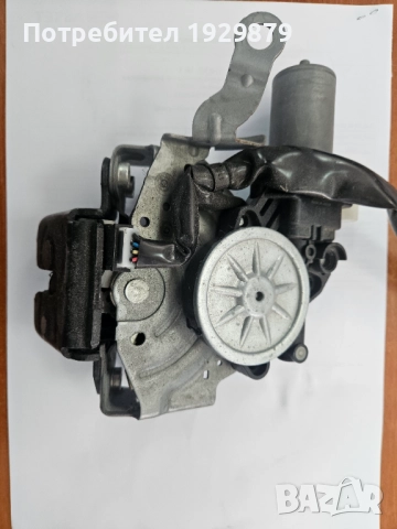 Стоп оригинален,ключалка багажник,капаче кука предна маска пета врата Toyota corolla 2019-2023 , снимка 2 - Части - 52270832