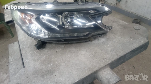 Фар за Хонда CRV, снимка 1
