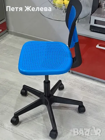 Офис стол IKEA., снимка 3 - Столове - 56288835