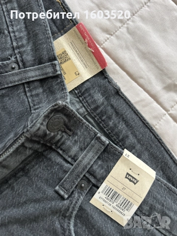 Дамски дънки Levis, снимка 4 - Дънки - 56176746