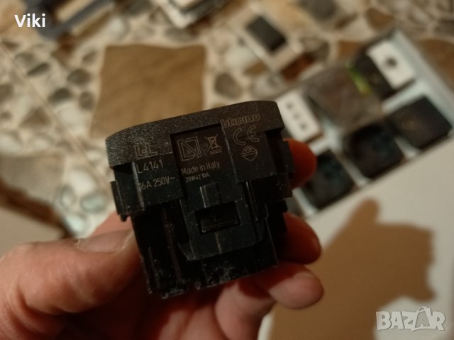 Bticino Axolute рамки и механизми нови , снимка 2 - Ключове, контакти, щепсели - 39006039