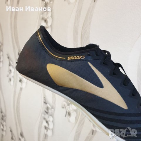 шпайкове за лека атлетика BROOKS QW-K V3  номер 44-44,5, снимка 11 - Спортни обувки - 40196939