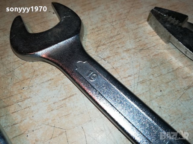 ИНСТРУМЕНТИ ЗА КОЛА В КОЖЕН КЕИС 19мм 1412212019, снимка 9 - Аксесоари и консумативи - 35141910