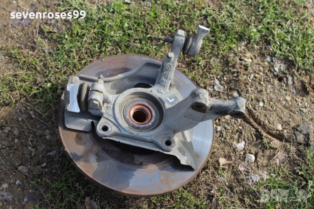 Шенкел главина с диск преден ляв Фиат Пунто 2 2001 1.2i 60 Fiat Punto 2  2/3врати