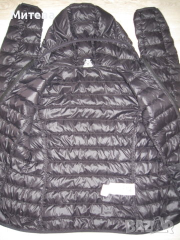 EA7 Emporio Armani дамско ватирано яке размер М, снимка 4 - Якета - 52590606