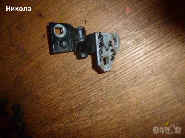 Панта врата Голф 5- хечбек зяадна горна,лява врата